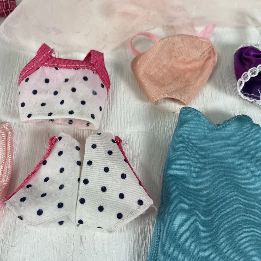 Lots Of Vintage Barbie Doll Clothes 80's Dress Dresses Pants Tops Classic‎ Retro
